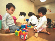 駅前保育施設