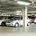JR長岡京駅前の大型立体駐車場